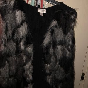 Fur vest